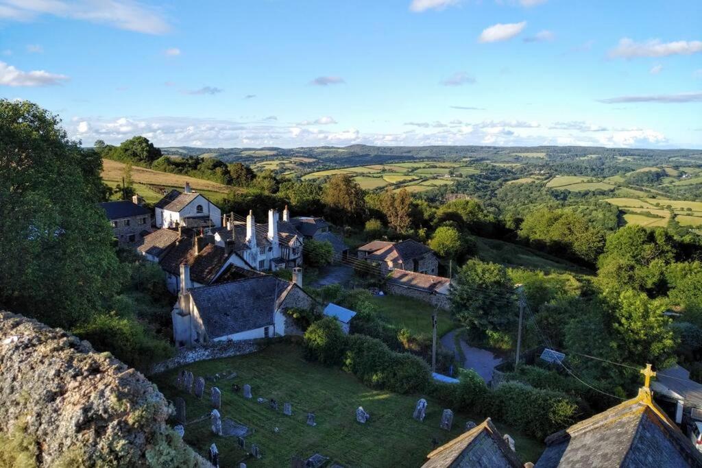 فيلا The Dairy - Quaint 1Br In Dartmoor National Park Hennock المظهر الخارجي الصورة