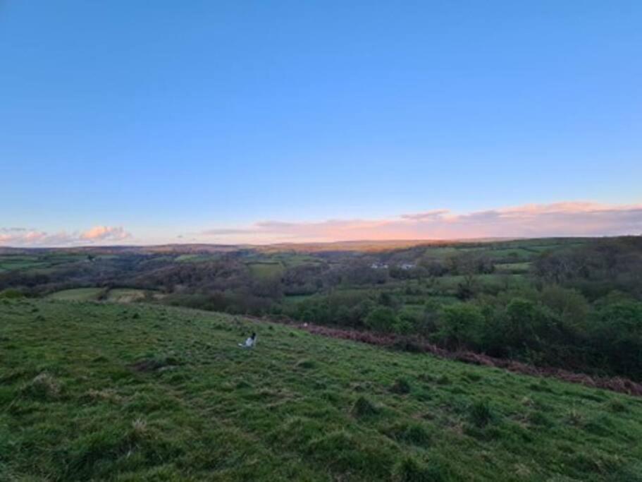 فيلا The Dairy - Quaint 1Br In Dartmoor National Park Hennock المظهر الخارجي الصورة